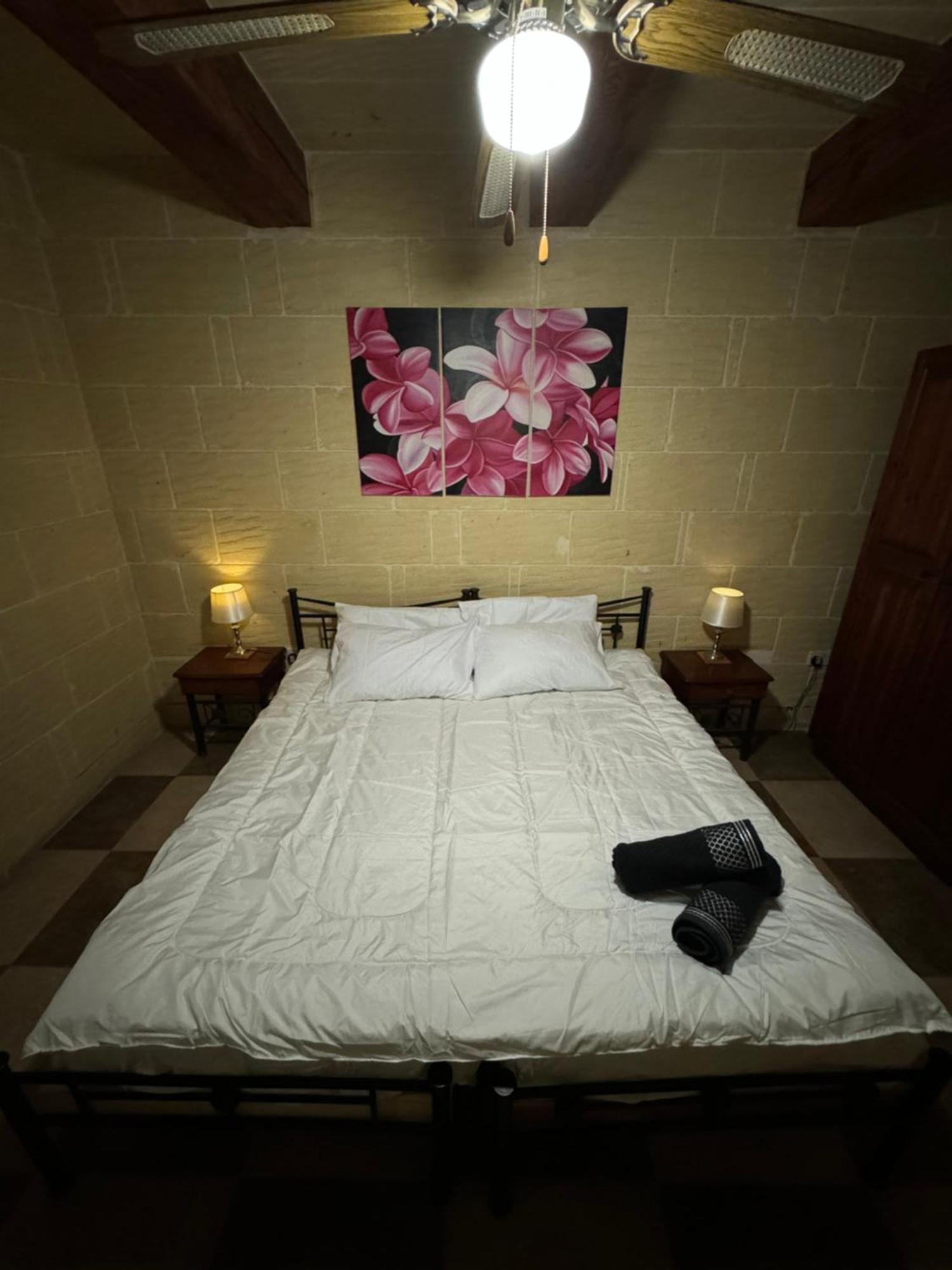 Tal-Bir Farmhouse Hotel Nadur Exterior photo