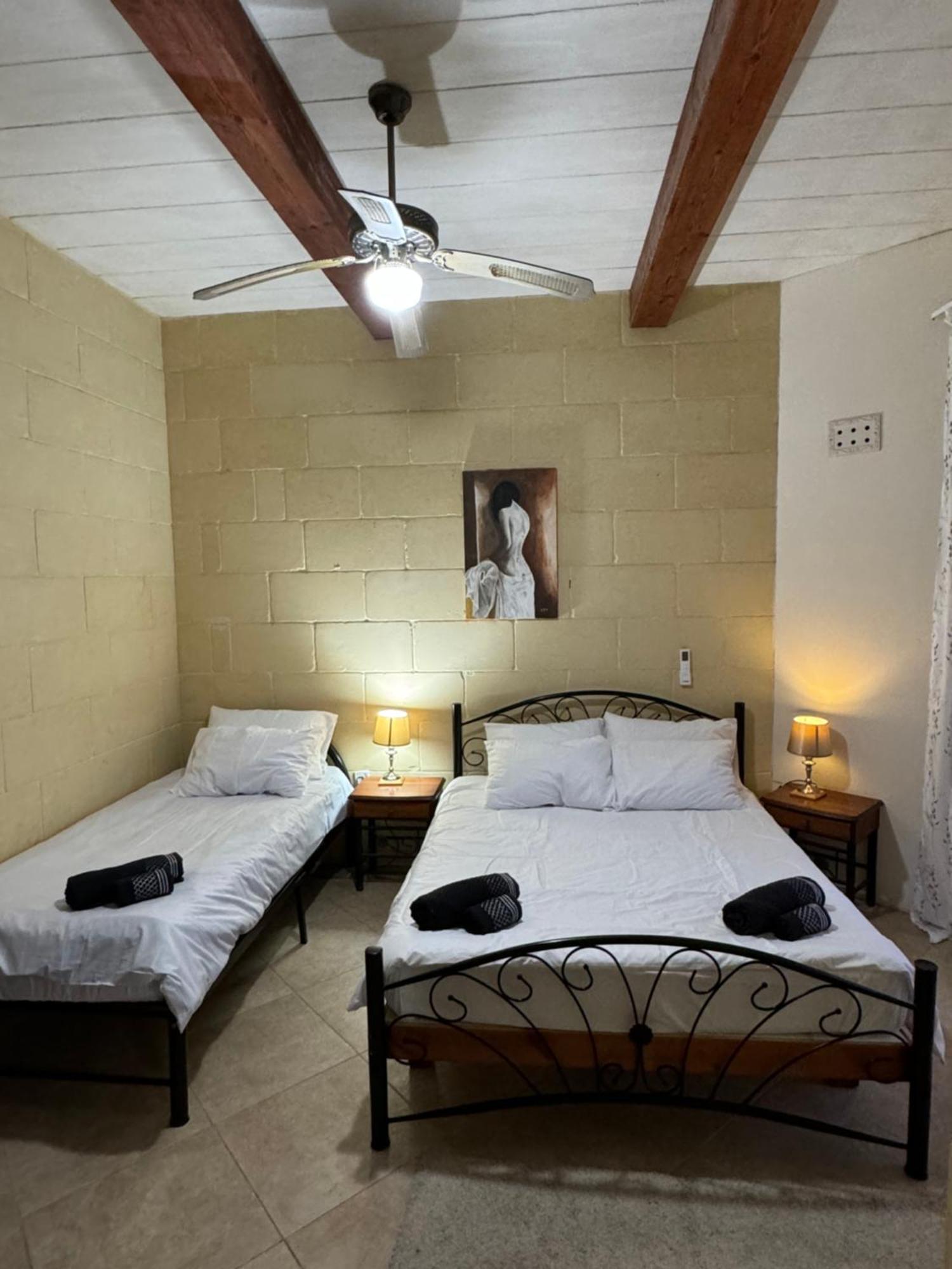 Tal-Bir Farmhouse Hotel Nadur Exterior photo