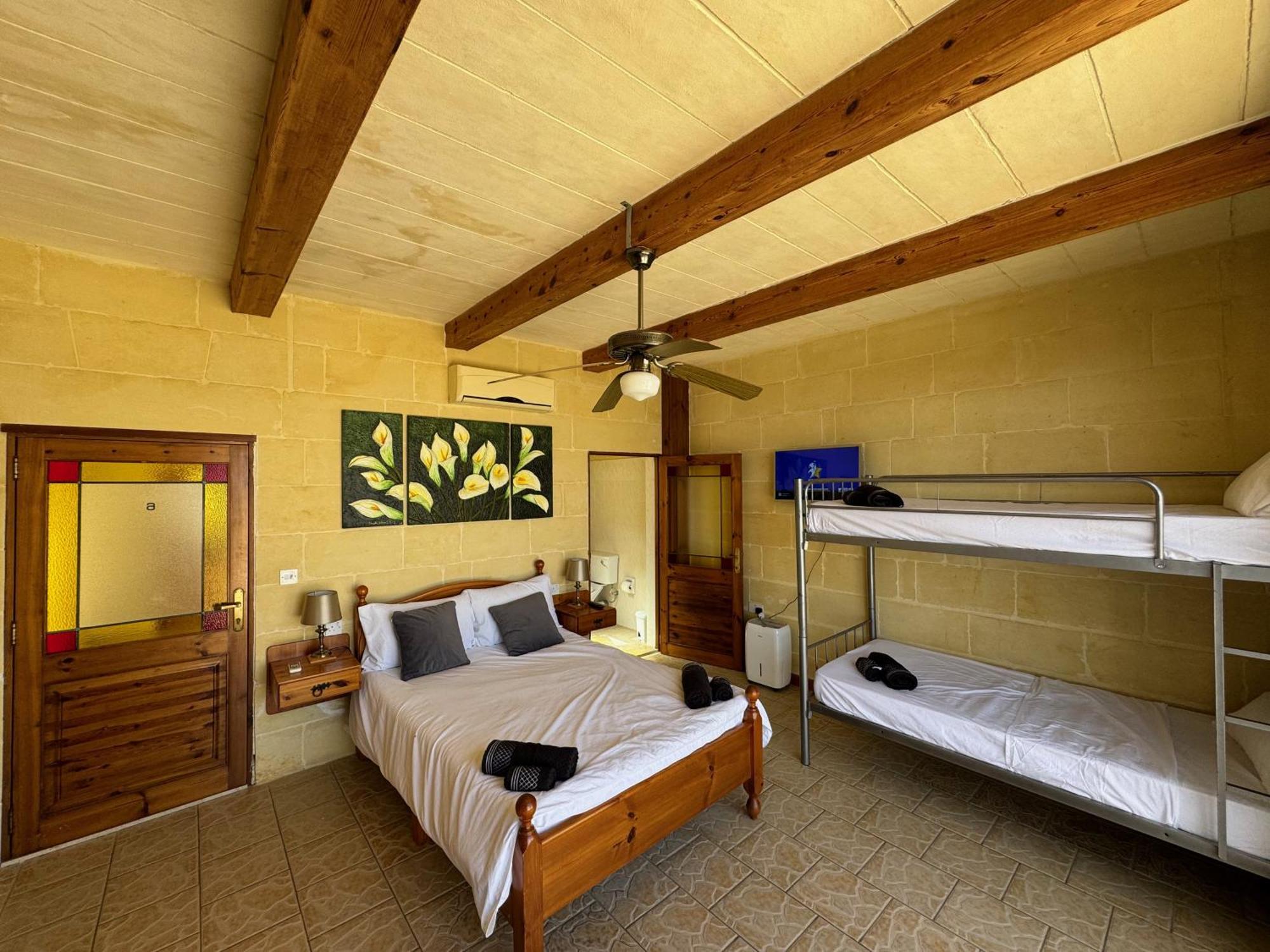 Tal-Bir Farmhouse Hotel Nadur Exterior photo